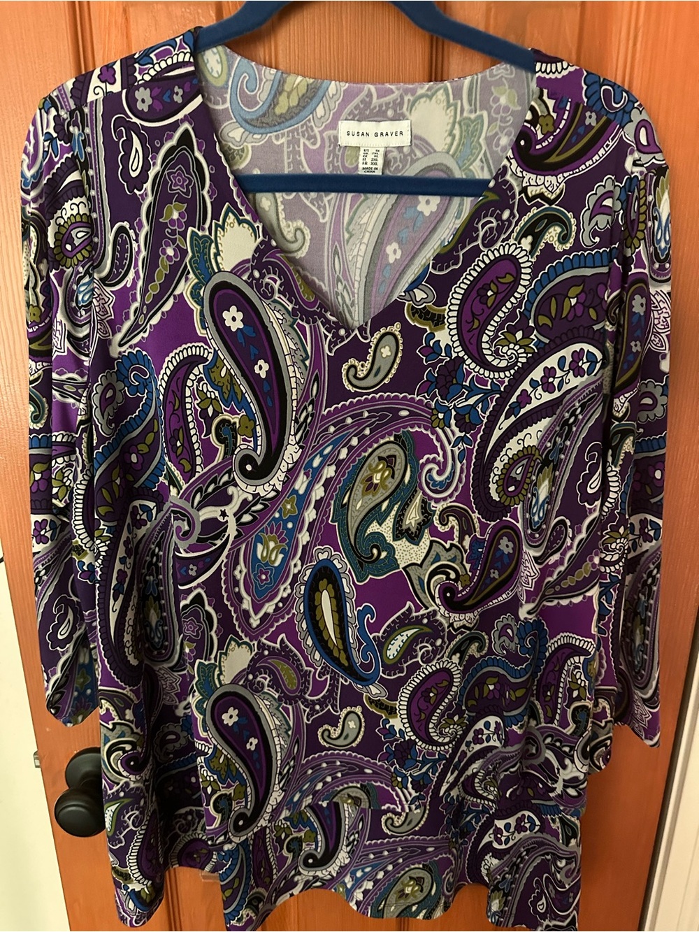 Susan Graver Purple Paisley V-Neck Women's Top - Picture 1 of 5